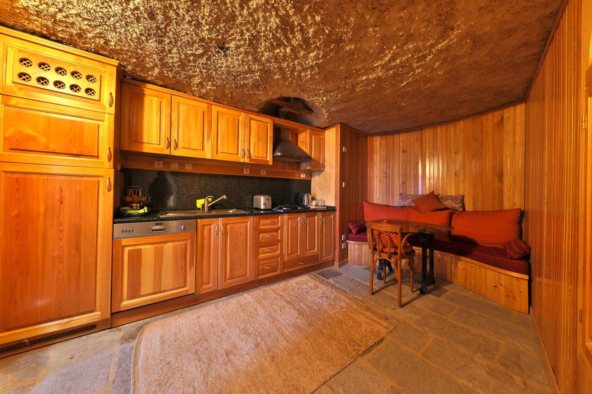 Potamia Cave Suites Ortahisar Exterior photo